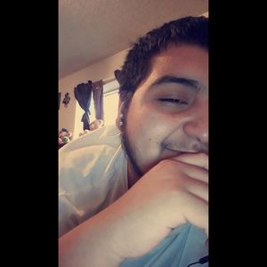 Meet your Posher, Aaron